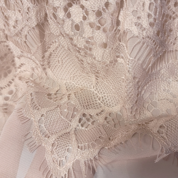 Cleo Lace Blouse NWT - Picture 2 of 8